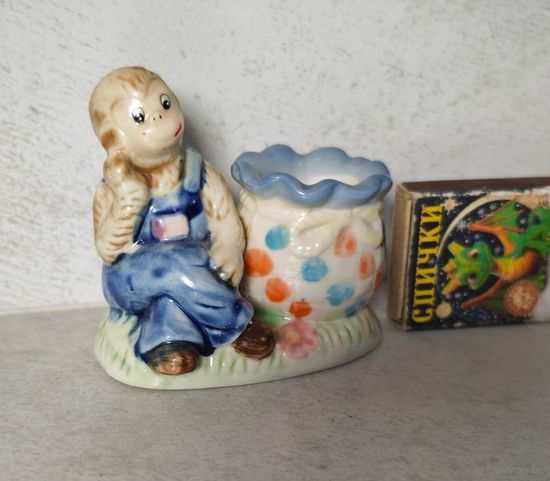 Статуэтка под зубочистки