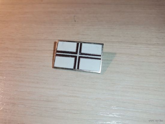 Знак-Военно-морской флаг Латвии, тяжёлый металл, эмали.