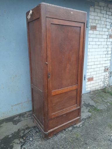 Шкаф старинный 199/82/54