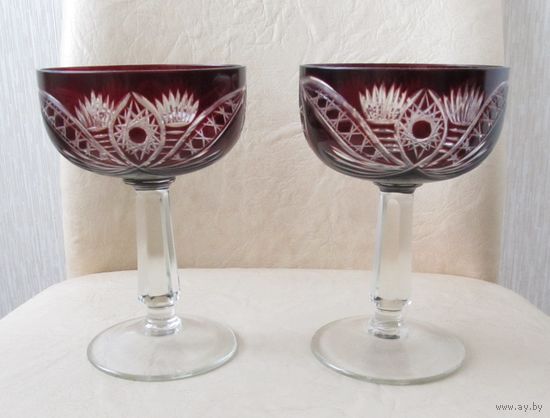 Все лоты с рубля.Пара фужеров,Неман,марганцевое стекло,Неман,50-е г.г.