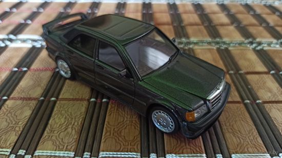 Мерседес 190 Evo1 (W201) 1990 Minichamps 437032000