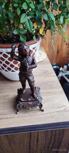 Статуэтка Мальчик.Скульптор Пар Картье.