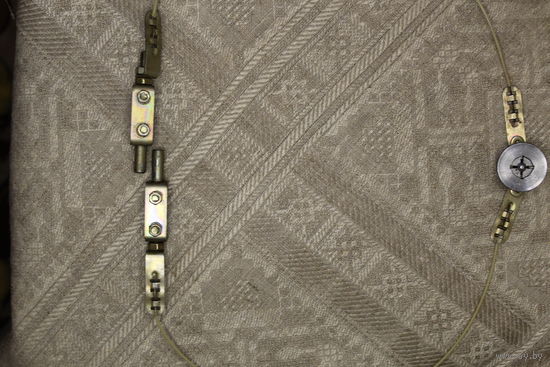 Какой-то механизм опорно-запорный в приборах СССР