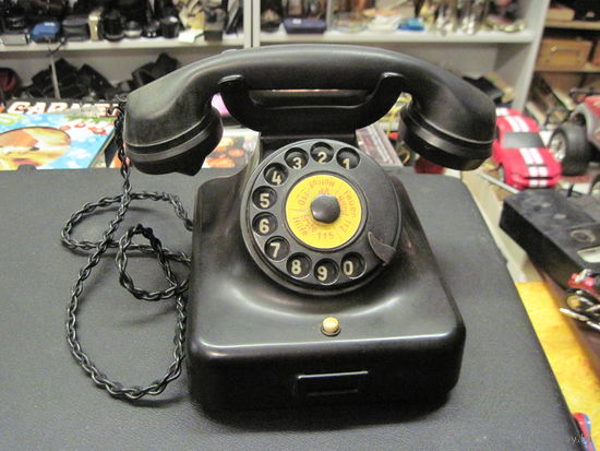 Телефон немецкий 1953 г.