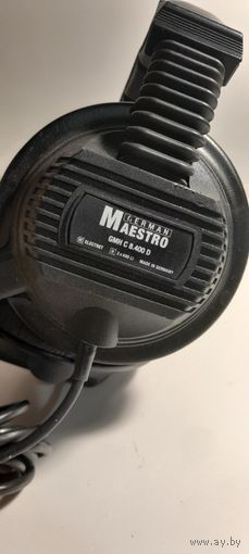 Наушники проводные MAESTRO с микрофоном made in Germany, нестандартный разьем.