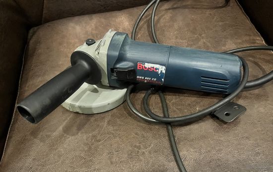 УШМ (болгарка)  Bosch Professional