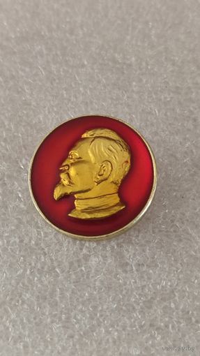 Значек знак Дзержинский,200 лотов с 1 рубля!!!