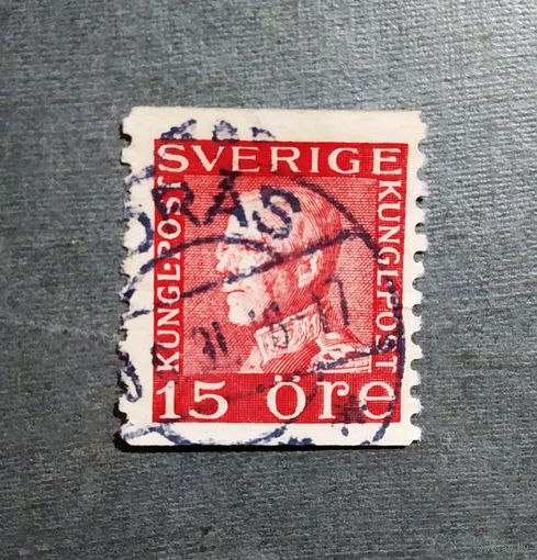 Марка Швеция 1925 год Король