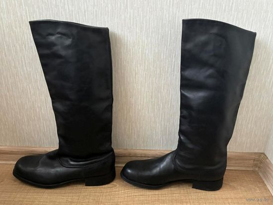 Все лоты с рубля.Сапоги хромовые,офицерские СССР,размер 42,состояние!