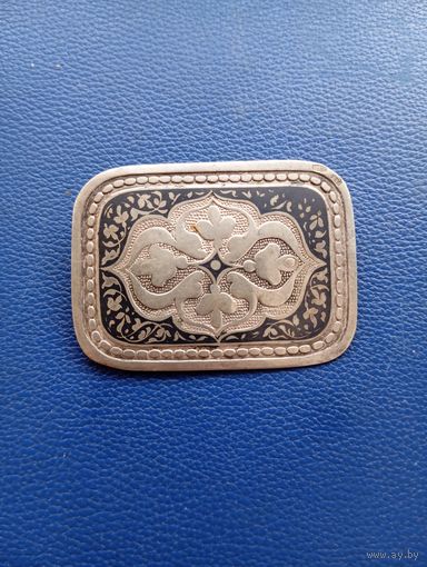 Винтажная брошь 2