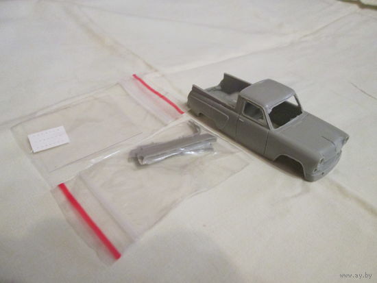 МОСКВИЧ-402 пикап 1\43 (КИТ, смола) 1