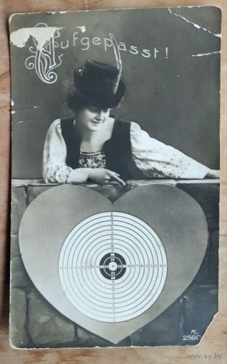 Старинная импортная открытка. Подписана.