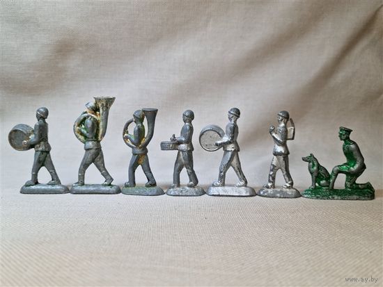 Солдатики металлические