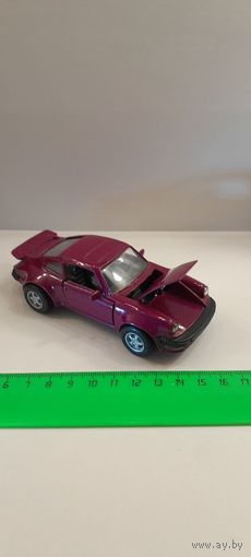 Машинка (модель) Welly Porsche 911 turbo примерно 1:43