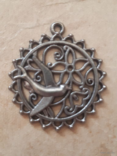 Подвеска кулон птичка ласточка винтаж