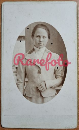 1890-е Визит-портрет девушка золотой обрез типаж ретро студийное фото анонимное