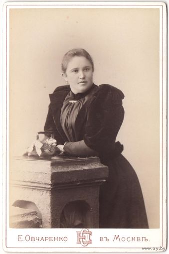 Старинная фотография на картоне