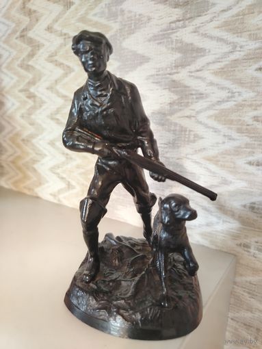 Коллекция Касли-Куса. Охотник с собакой. Касли 1996