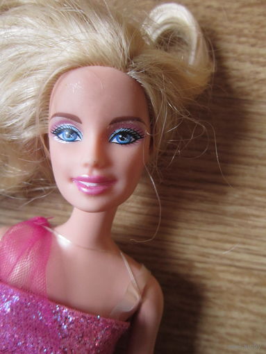 Фирменная Барби Mattel
