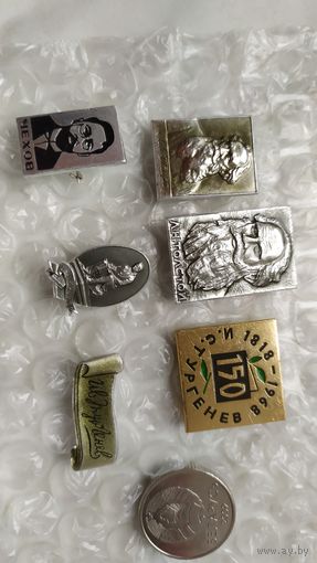 Значки СССР Толстой, Чехов, Тургенев, Крылов - 6 шт