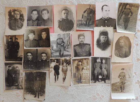 Фото "Солдаты Советской армии", 1940-1950-е гг., 19 шт.