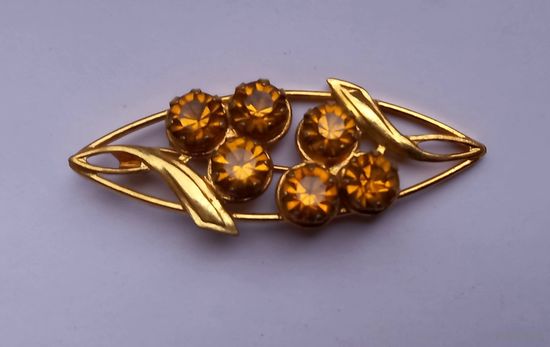 Красивая Брошь