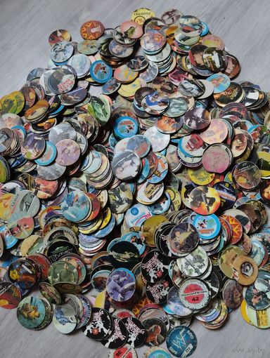 Фишки, кепсы более 1000 штук, цена за штуку