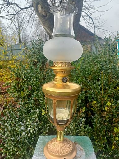 Керосиновая лампа (кабинетная, конец XIX века)