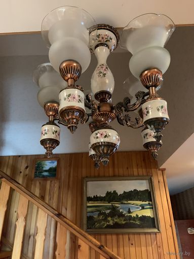 Большая советская люстра-57 см , годов 70-х , снятая в 1991 в райкоме комсомола и пролежавшая в гараже до наших дней-отсюда и состояние!