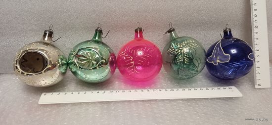 Ёлочные игрушки. Шары со светонакопительными узорами. 24-2