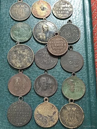 На выбор любая Николай