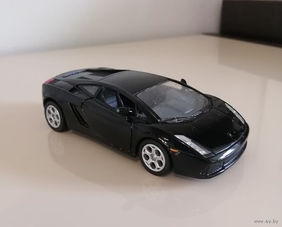 Модель Lamborghini