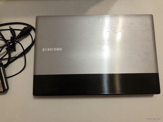 Ноутбук SAMSUNG. САМСУНГ. Перестал подзаряжать. Вроде проблема с гнездом.