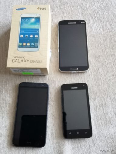 Сотовые телефоны одним лотом