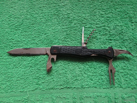 Нож складной-туристический,времен ссср.Много предметный, 6 предметов.