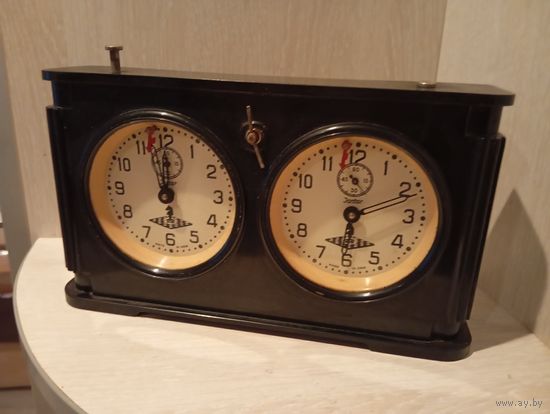 Шахматные Турнирные Часы Янтарь 1954