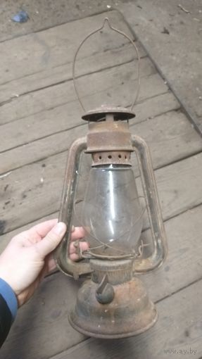 Керосиновая лампа