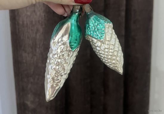 Елочная игрушка шишка СССР цена за все К.6