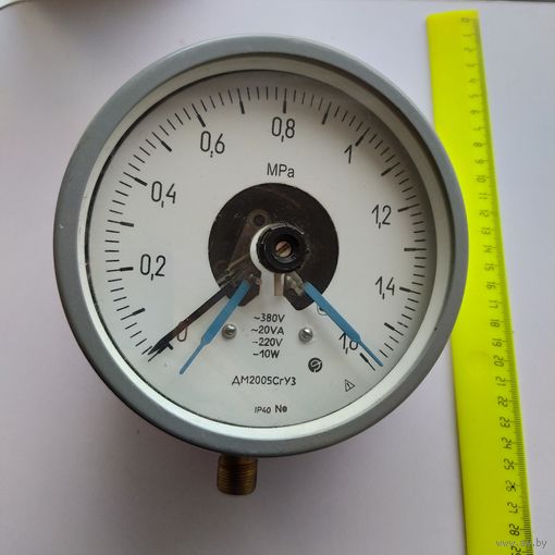 Манометр электроконтактный ДМ2005СгУ3