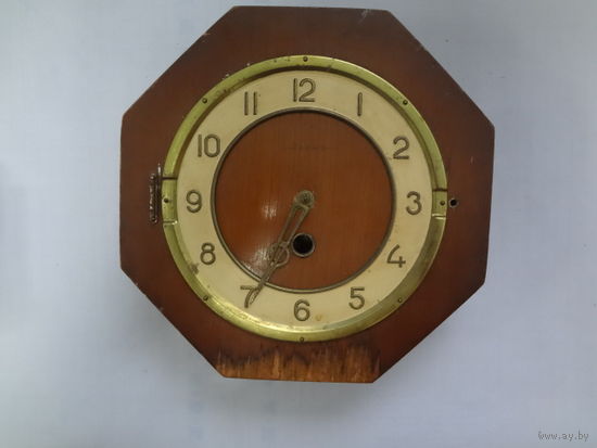 Часы Весна.