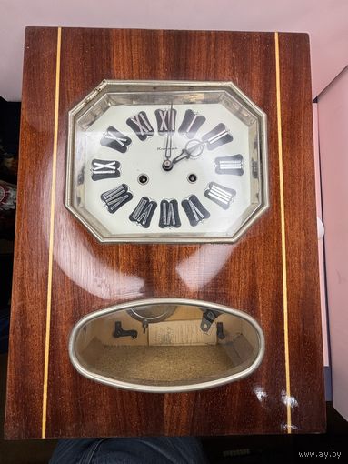 Часы настенные янтарь