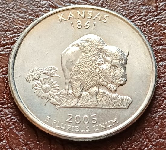 США 25 центов , D  2005 Квотер штата Канзас   ( 2-5-7 )