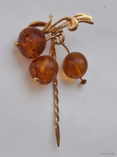 Брошь. Натуральный янтарь. Алыча. 70-е годы, СССР. Клеймо завода