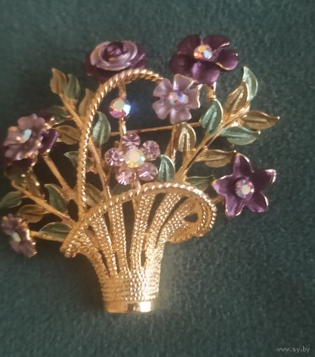 Винтажная брошь-булавка "Цветочная корзина".