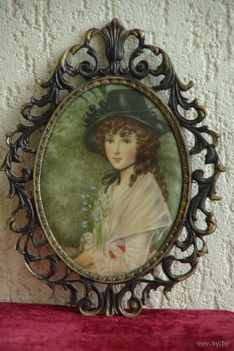 Рамка латунная с шелкографией ( 23,5 х 30,5 , для фото 16 х  21 )