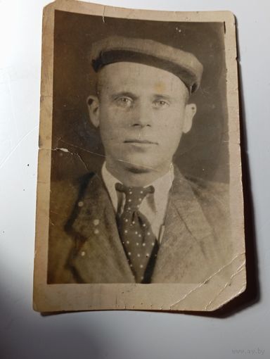 Старая фотография 1951 года , сделана в дни отбывания срока , с рубля