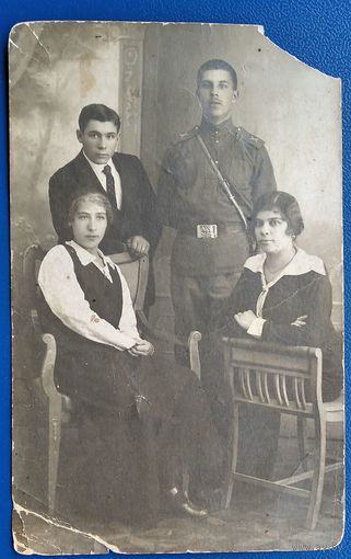 Фото военного РИА в компании. До 1917 г. 9х13.5 см