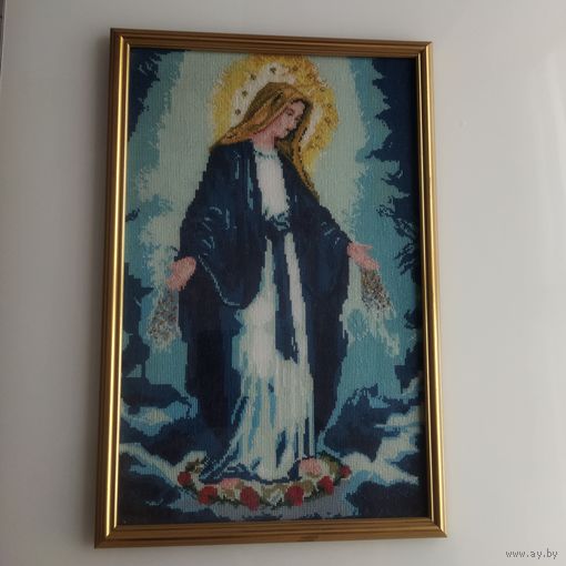 Винтажная вышивка  мелким  крестиком." Мадонна" Католицизм .46х31 см.