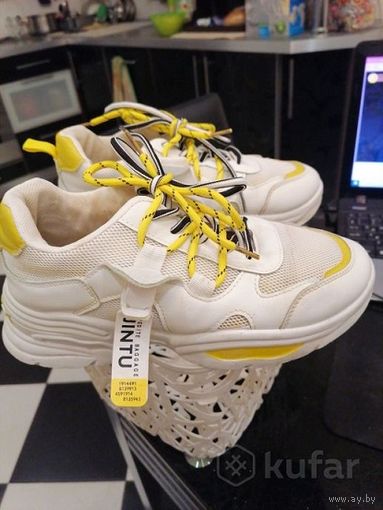 Кроссовки женские на широкую ногу 38 р-ра