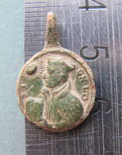 Медальон католический.